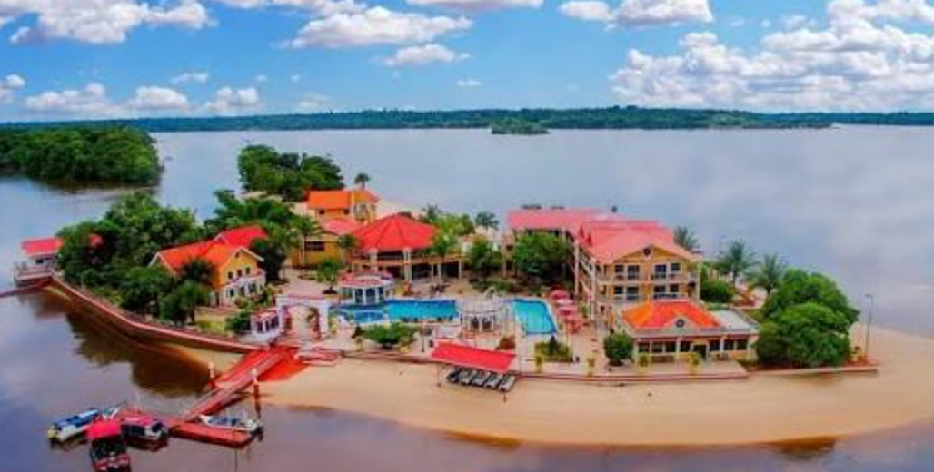 Aruwai White H20 Resort
