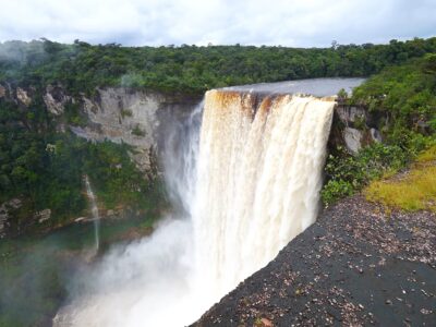 tour-kaieteur-falls-guyana Guyana's Majestic Kaieteur Waterfalls